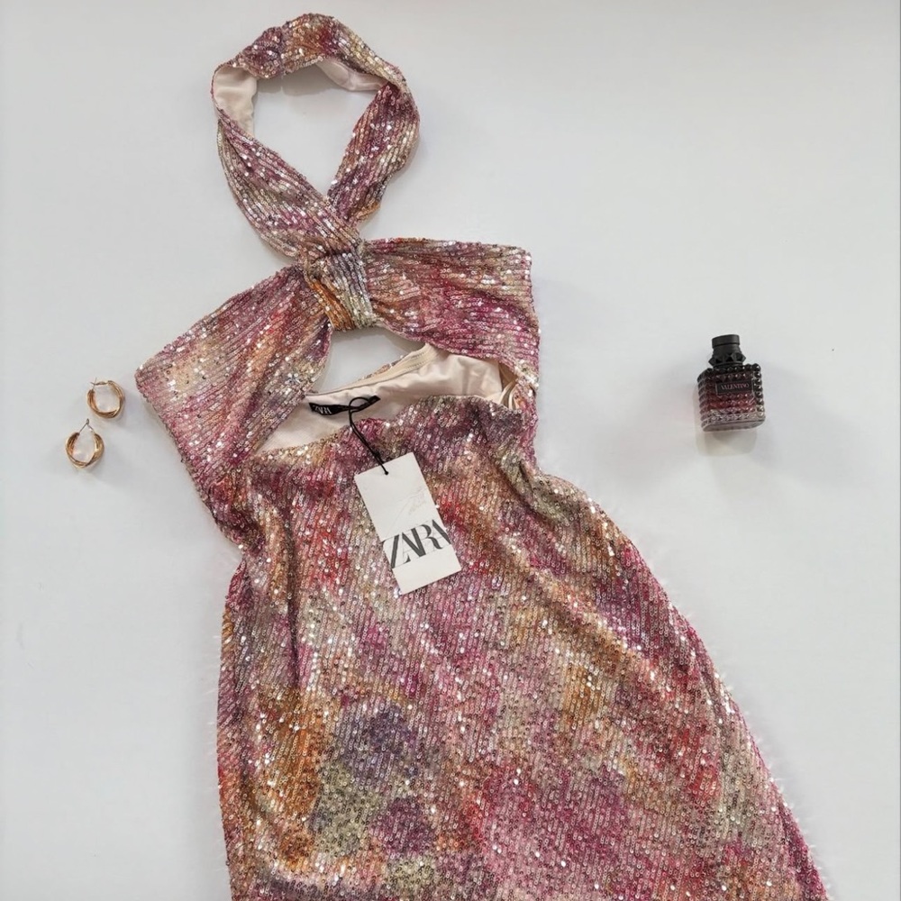 Size Large | Zara | Multicolor Sequin Dress with Halter Neck